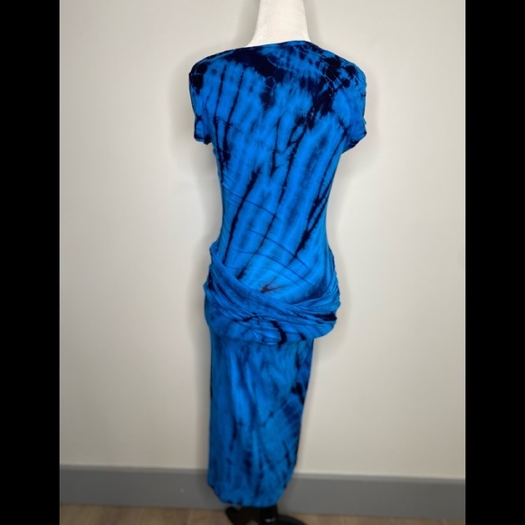 Young, Fabulous, & Broke Araya Tie-die Max Dress - Picture 5 of 9
